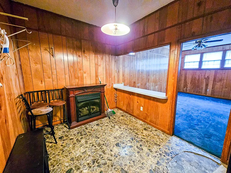 213 Otis Rd — Photo 31
