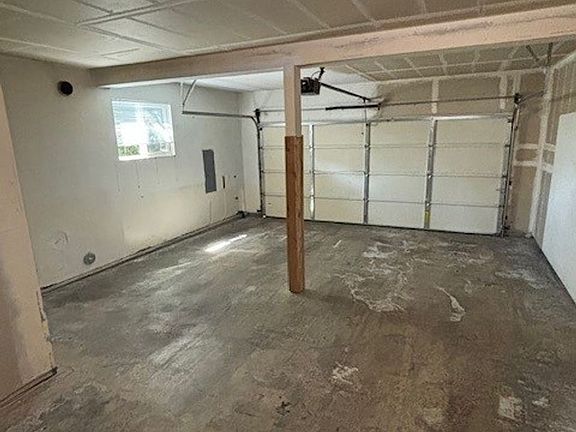 5th image of 21403-21515 12th Ave S #1B