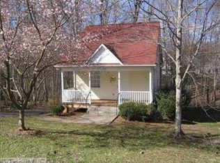 4555 Piccadilly Ln, Winston Salem, NC 27104