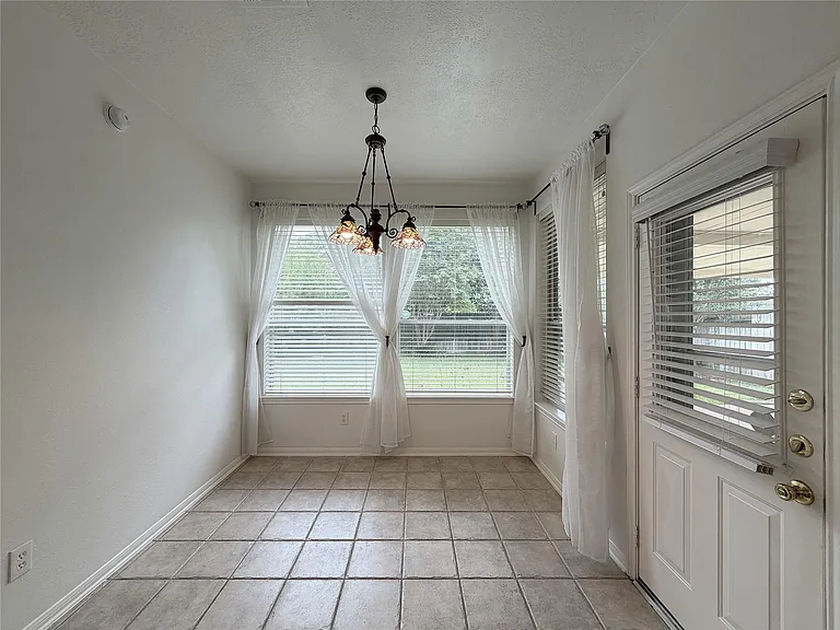 12238 Ashford Valley Dr — Photo 17