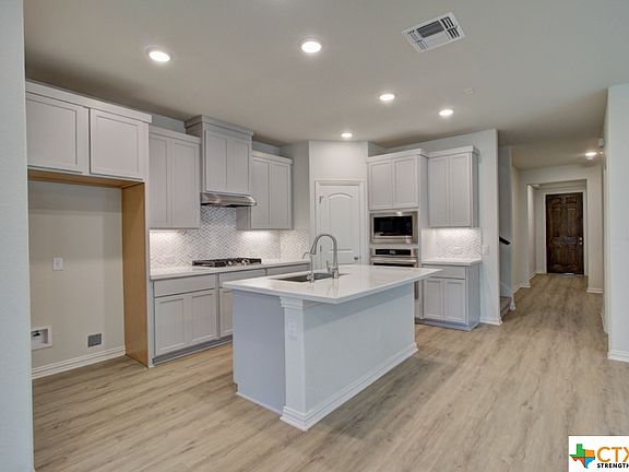 4th image of 2056 Adeline Way