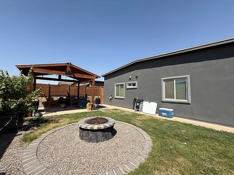 3856 Loma Cortez Dr — Photo 5