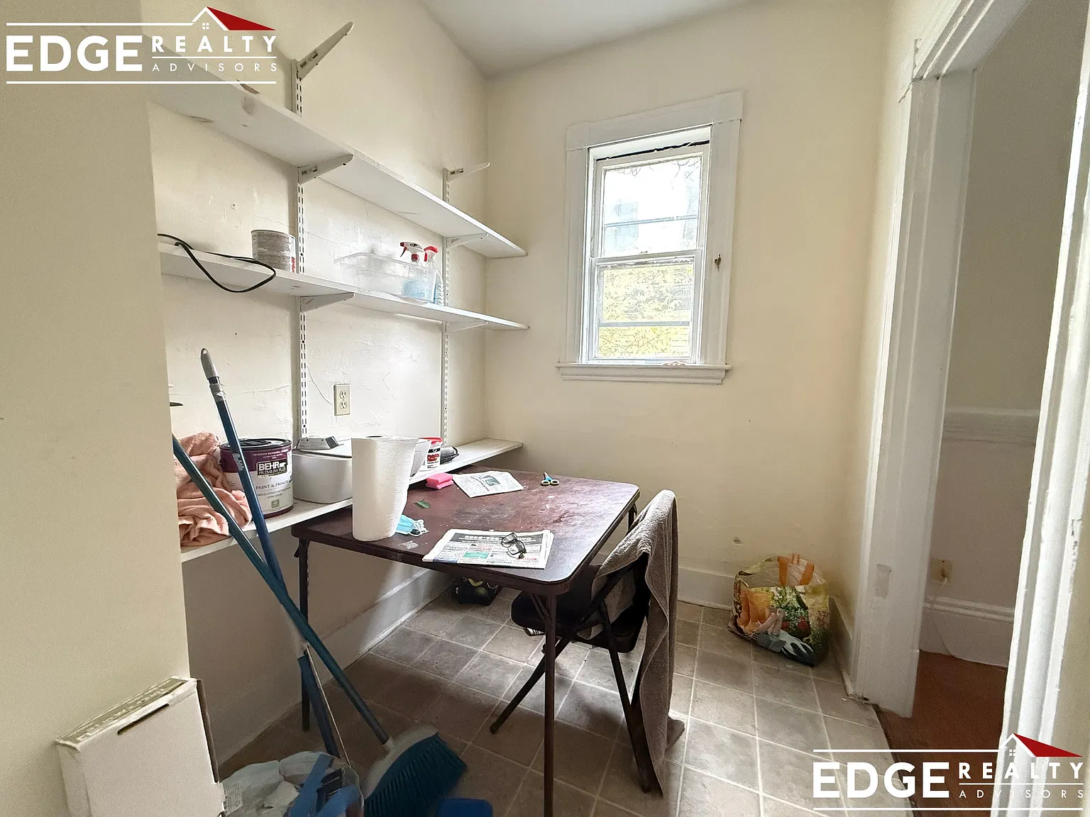 3 bed, 1.0 bath, $3,000 — Photo 4