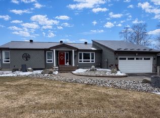 11728 Lakeshore Dr, South Dundas, ON K0C1X0