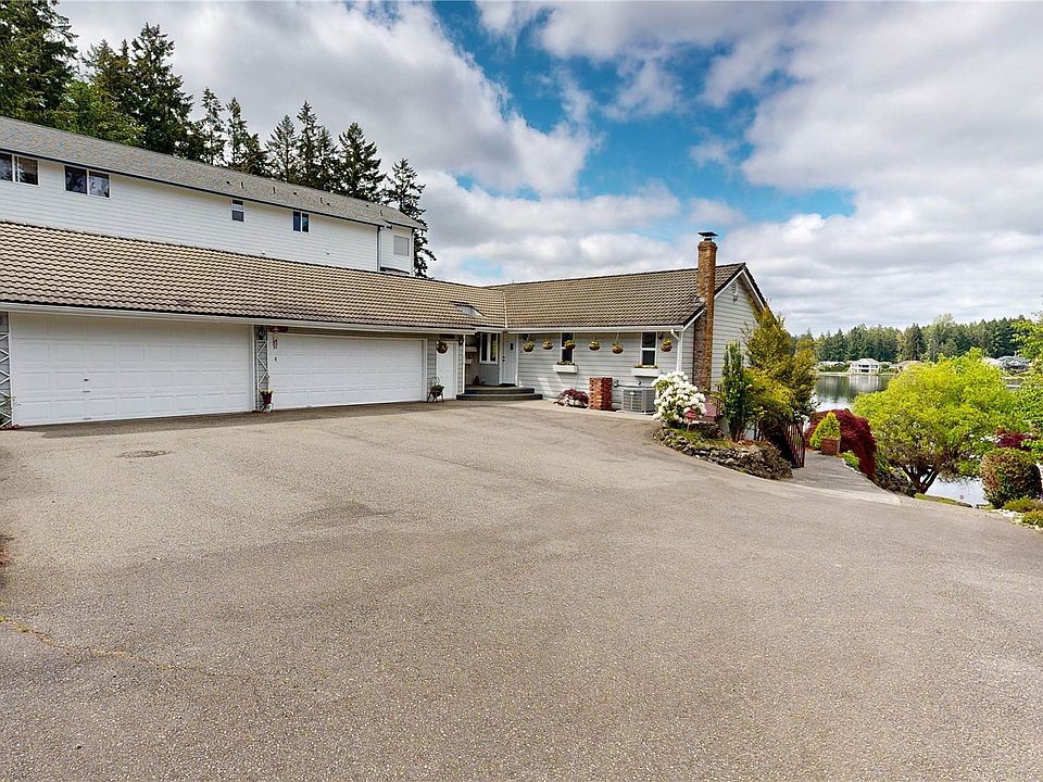 1st image of 3601 Frances Drive SE