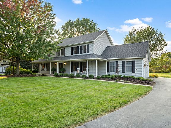 2nd image of 6N956 Glenview Dr