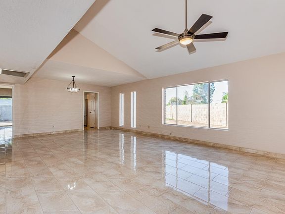 2nd image of 8626 N 50th Ln