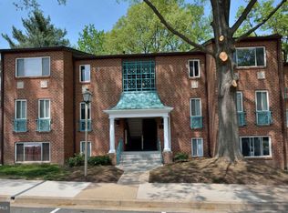 11820 Breton Ct APT 21-D, Reston, VA 20191