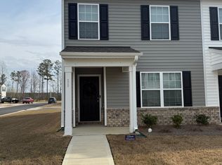 11 March Creek Dr, Fuquay Varina, NC 27526