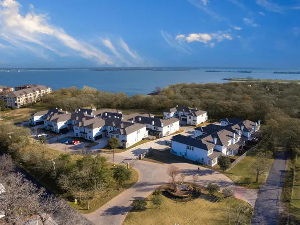 110 Bridgewater Way #13, Lake Dallas, TX 75065