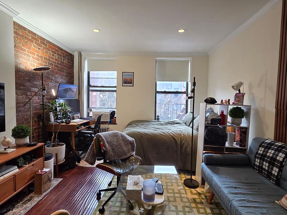 1st image of 23 Clinton St APT 3A