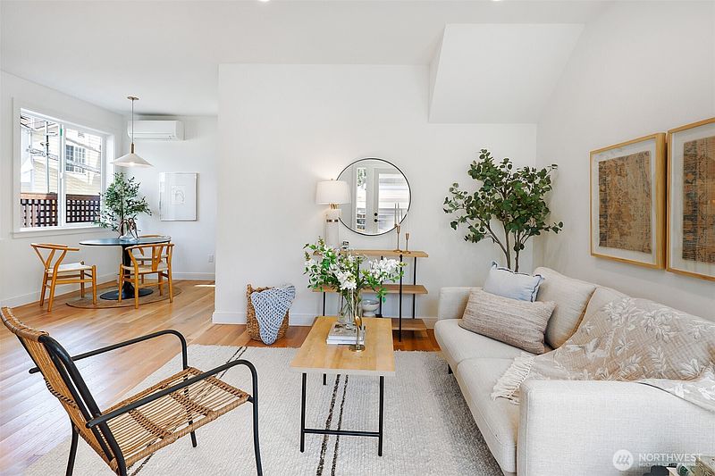 3rd image of 8732 13th Avenue NW