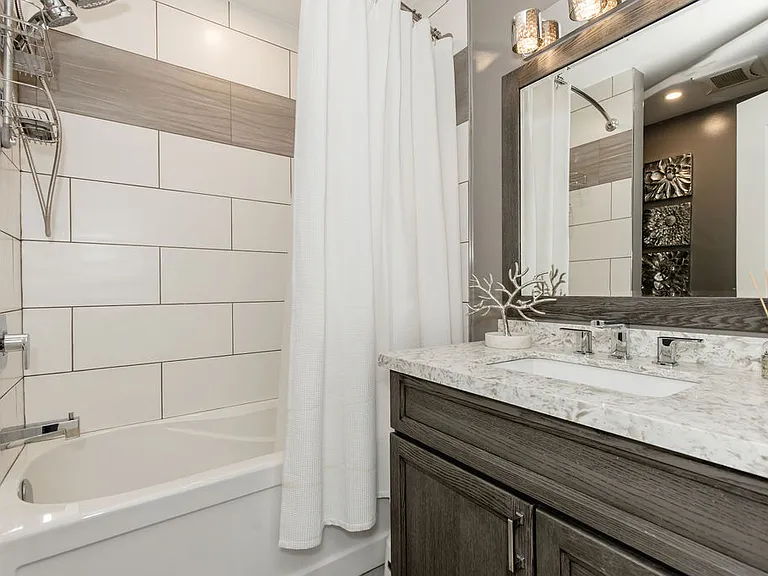 15 Sugarbush Rd — Photo 36