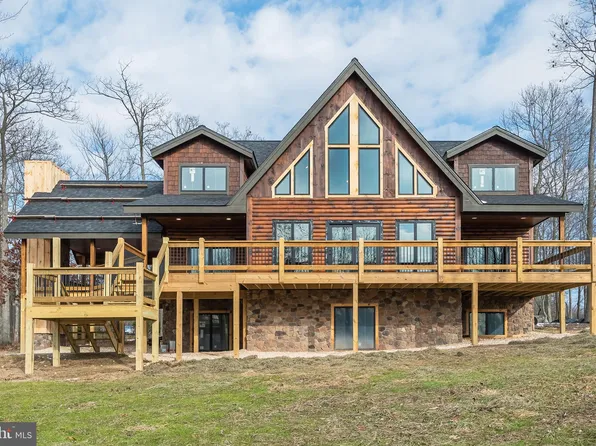 136 Grand Estates Dr, McHenry, MD 21541