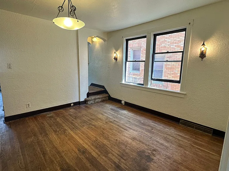 330 Lavina Ave #330 — Photo 4