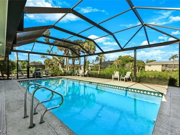 707 Durion Ct, Sanibel, FL 33957