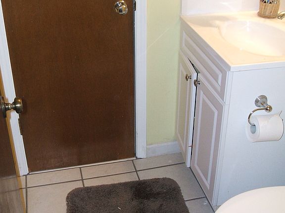 Updated upstairs bath