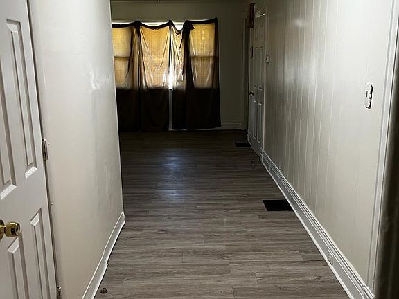 5th image of 1511 Willow Ave