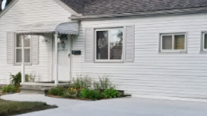 1st image of 25746 Leach St