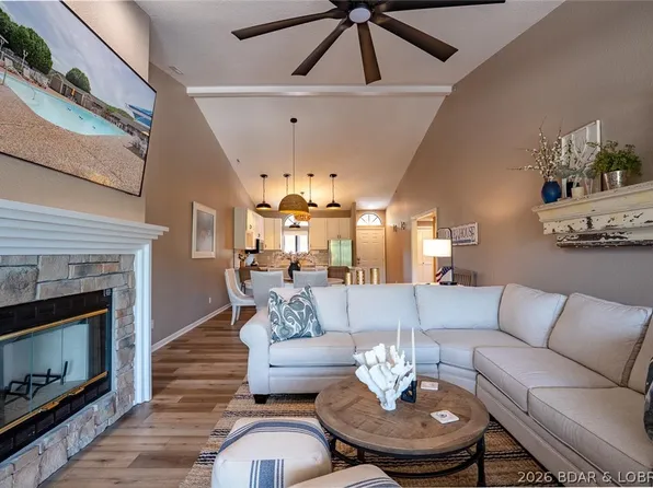 611 Lazy Days Rd #R7, Osage Beach, MO 65065