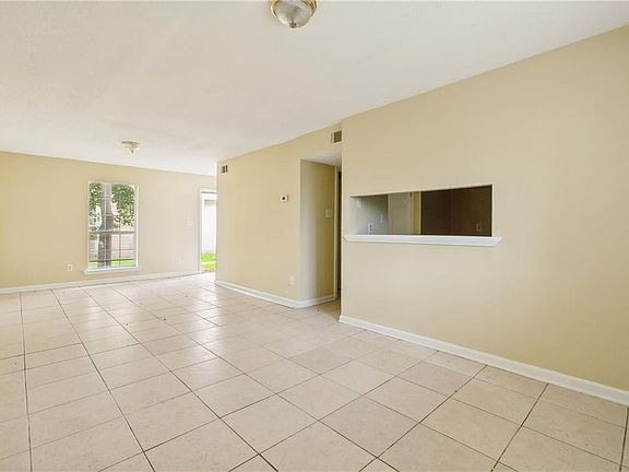3rd image of 7008 Crowder Blvd