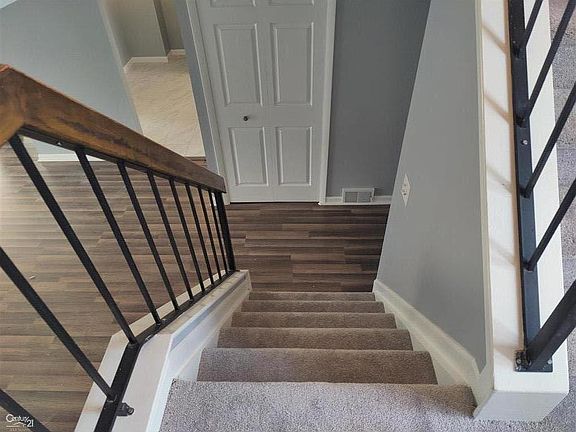 2nd image of 37408 Charter Oaks Blvd