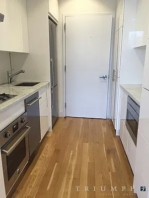 Rented by Triumph Property Group | media 10