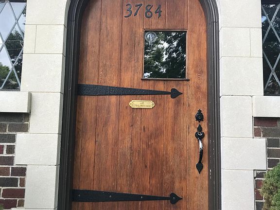 2nd image of 3784 Hyde Park Ave APT 2