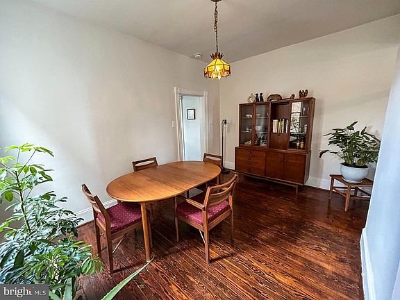 4th image of 4236 Falls Rd