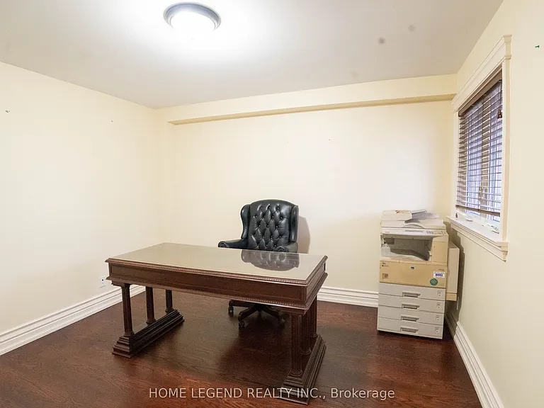 183 McClure Dr — Photo 8