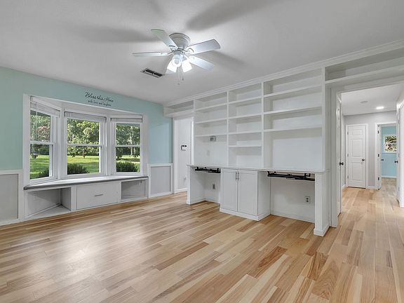3rd image of 7420 Hickock Ct