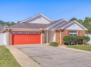 8778 Faye Ct, Navarre, FL 32566