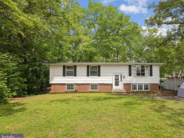 1218 Washington Dr, Stafford, VA 22554