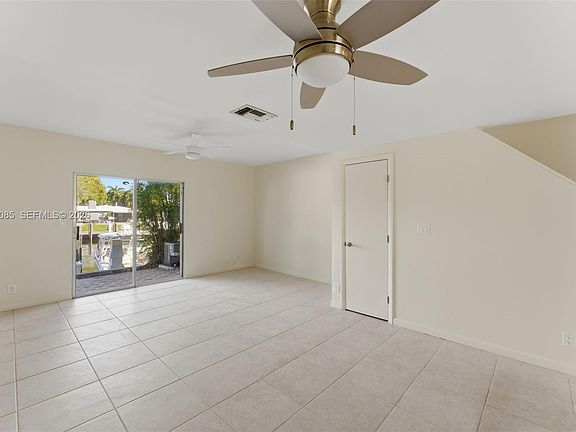 5th image of 2709 NE 15th St