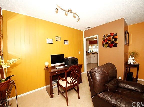 3rd image of 13526 Stanbridge Ave