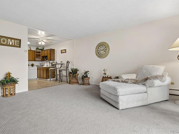 4th image of 675 S Alton Way #12B