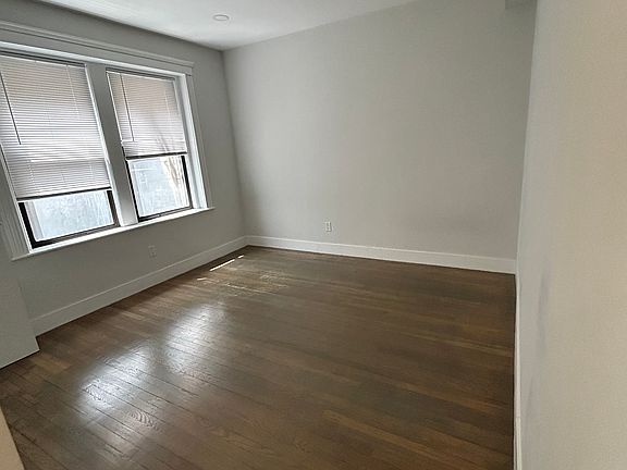 5th image of 9 Peterborough St #5