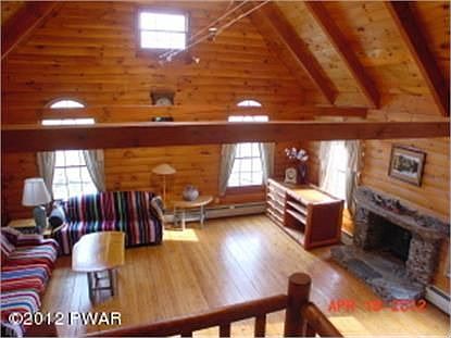 2nd image of 788 White Oak Dr