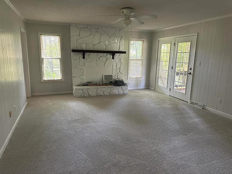 8422 Wonderwood Ln — Photo 14