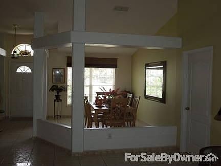 FORMAL DINING