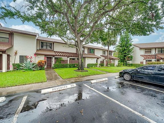 3rd image of 4327 Carambola Circle #4327