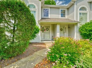 31 Cedarview, Fairport, NY 14450