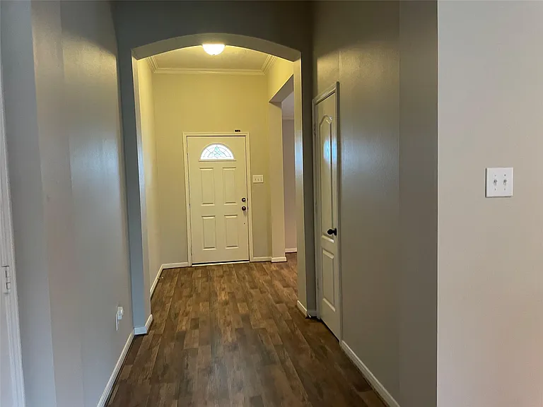 25011 Emporia Point Ct — Photo 11