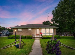 345 W Jeffery St, Kankakee, IL 60901