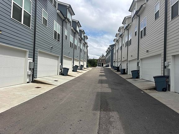 5th image of 620 China Grove Aly