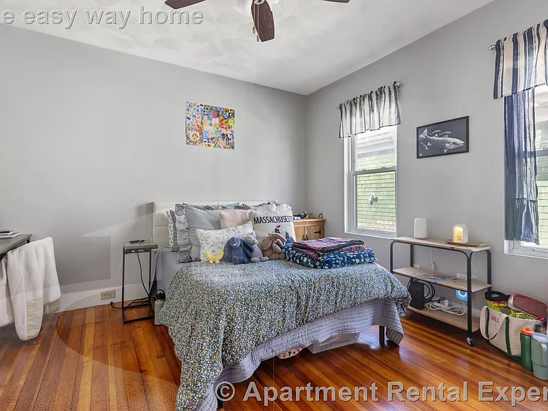 18 Barton St #2 — Photo 7