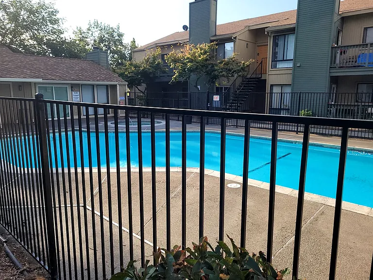 3941 Madison Ave #200 — Photo 3