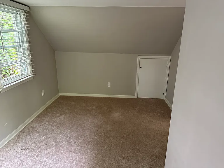 1547 Commodore Rd — Photo 12