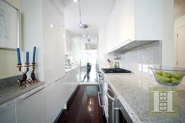 Rented by Halstead Real Estate | media 30