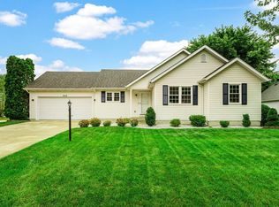 4428 Laurel Creek Dr, South Bend, IN 46628